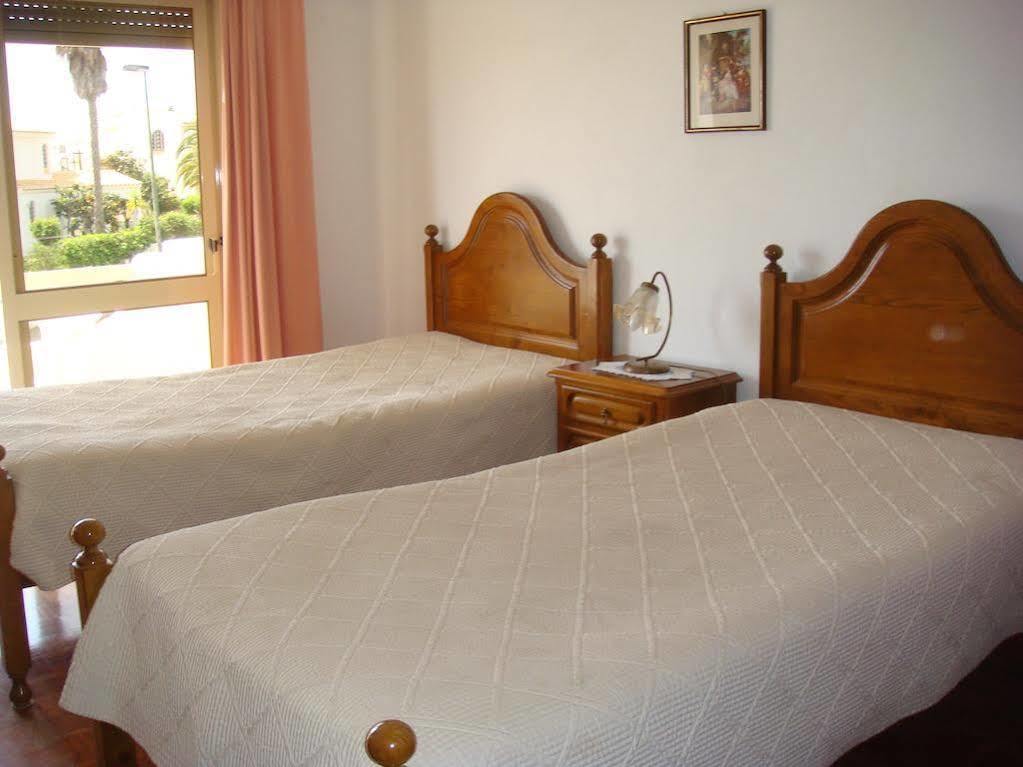 Apartamentos Sonybell Albufeira Bagian luar foto
